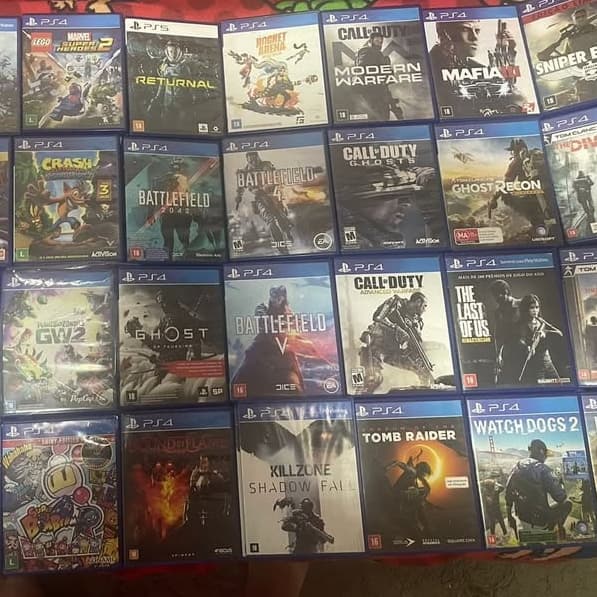 Jogos Ps4 Gta,ciberpunk ,Pes e outros Midia fisica cd